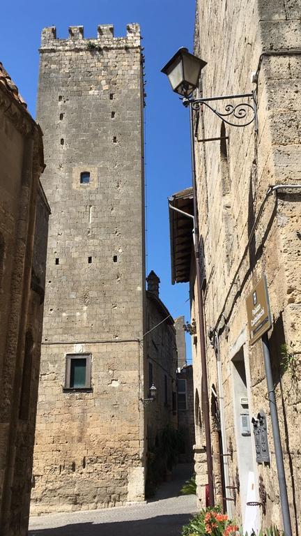 Palazzo Castelleschi Villa Tarquinia Dış mekan fotoğraf